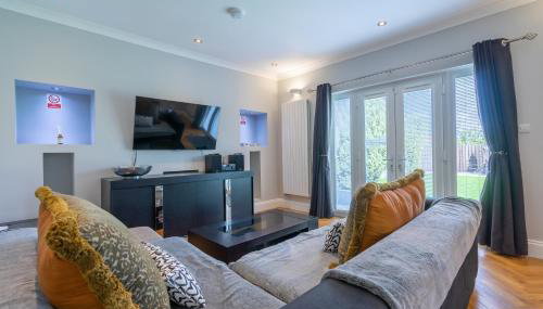Craigey Beach Home - Photo 1