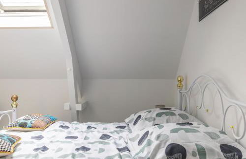 Sunlit Garden Escape Normandy - Foto 35