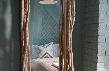 Eclectic Barn - Pergola & Dog-Friendly Garden - Photo 43