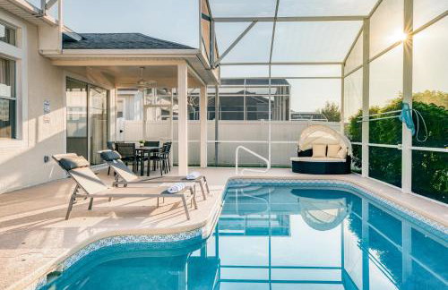 Stylish Retreat with Pool near The Parks - Foto 9