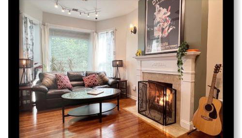 The Banksy-Free Parking -4 bedroom w King bed- Firepit Rooftop near United Center - Foto 5