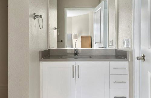 Blueground Emeryville pool nr Bay Street Park SFO-1989 - Foto 23