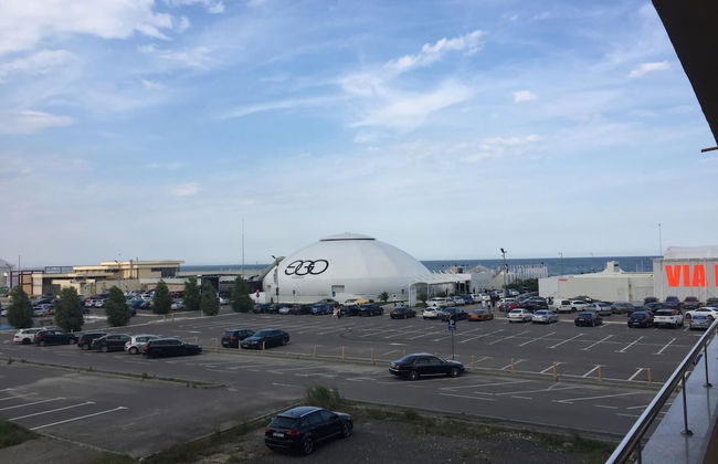 Chic Sea View Apartment Mamaia - Foto 24