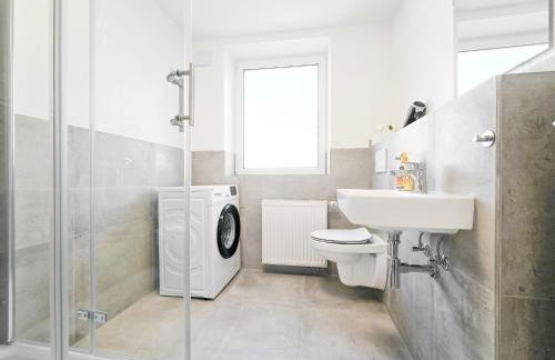 Tolstov Apartments - Monteurwohnungen mit 3 Zimmern , Balkon und Parkplatz - Photo 18