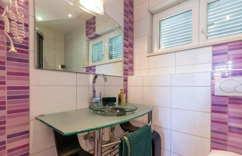 Stunning Home In Ston With Sauna - Photo 42