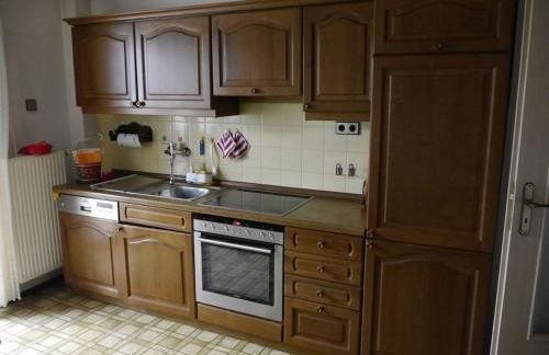 Charming, bright family home with conservatory - Foto 18