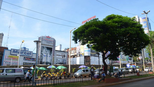 Tour de compras por Ciudad del Este - Foto 2, Área comercial de Ciudad del Este
