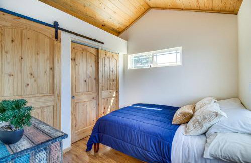 2 Mi to Rainbow Lake: Lovely Lakeside Tiny Home - Foto 14