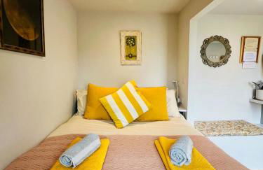 Unique Suffolk Cabin with Countryside Views - Foto 9