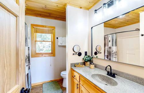 Grandpa John Cabin - Hot Tub, Game Room - Foto 26