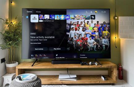 London Hammersmith - hot tub, games, arcade - Foto 14