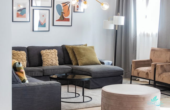 4 Bed Villa - Heated Pool, Pool Table, Bbq, Patio - Photo 13