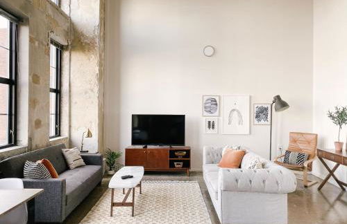 Modern Loft w/ View - Foto 5