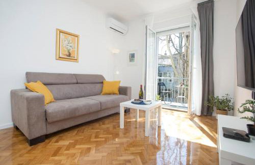 L&S Superior Apartment with Balcony near Old Town and Bačvice Beach - Photo 5