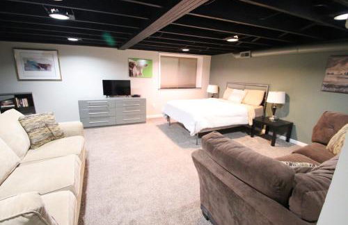 Family Friendly Lakefront Oasis! Huge Deck-Pets Welcome - Foto 24