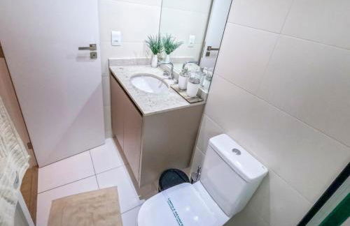 Gleba com ar-condicionado na sala e quarto, sacada e piscina - Foto 7