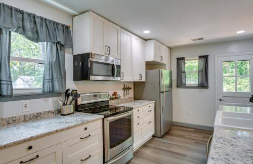 Pasadena Hideaway with Game Room and Fire Pit! - Foto 9