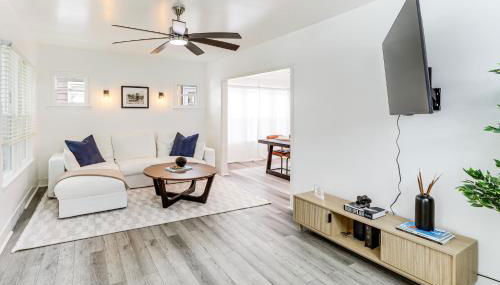 Walkable and Modern! Syracuse Home Near Campus - Foto 5