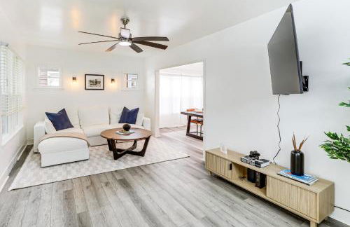 Walkable and Modern! Syracuse Home Near Campus - Foto 5