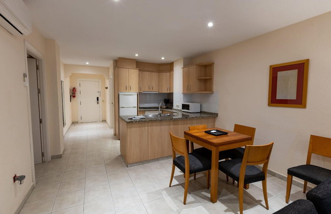 Ramada Hotel & Suites by Wyndham Costa del Sol - Foto 113