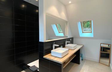 Le Pressoir du Château de Neuville - Piscine chauffée - Jeux - Forêt - Foto 24