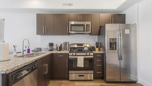 Apt in Heart of SLC - King Bed - Gym - Smart TV - Foto 2