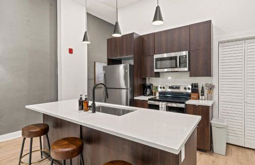 SLEEP 8 Outdoor Patio-Old City- 2 NEW Townhouses - Foto 13