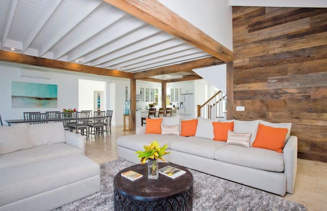 Touch Of Class Cottage: Beachfront Oasis - Foto 17