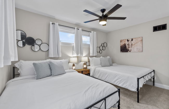 Blue Door Bungalow | JZ Vacation Rentals - Foto 2