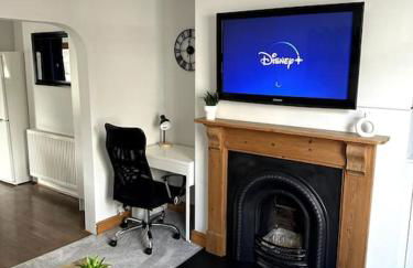 2-bedroom house in Cheltenham town centre - Photo 30