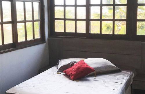 CASA SURYA, Piscina Fantástica, Churrasqueira, Completa, 18 HÓSPEDES na REGIÃO DOS LAGOS - Casa de Campo - Foto 23