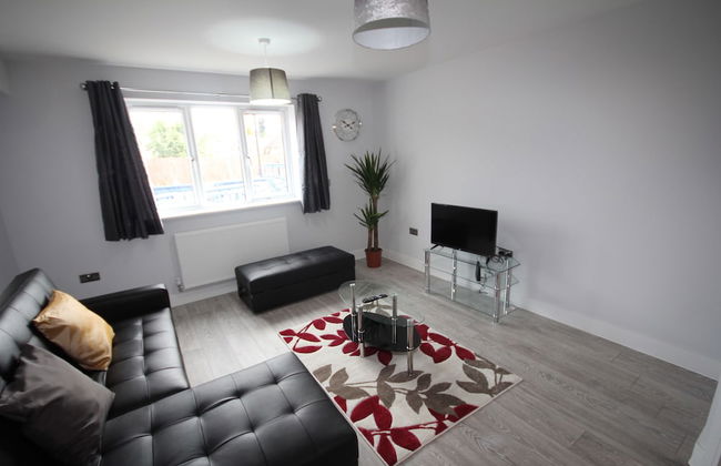 Holden Court - Photo 19