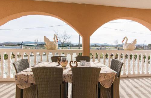 Villa Laura with pool, Budak, Zadar county - Photo 11