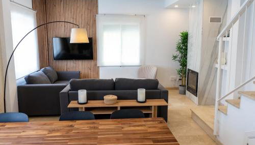 Villa with private swimming pool in Sevilla - Foto 5