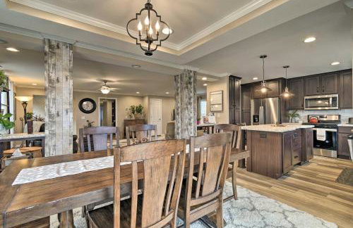 Lakefront Home with Deck, Fishing Dock and Canoe! - Foto 11