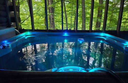 Spring Couples Getaway Hot Tub plus 500Mbps - Foto 27