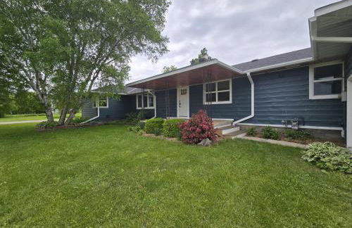 Minutes from it All - Foto 29