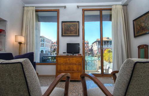 Grimaldi Apartments Hermitage Canal Grande view - Foto 13