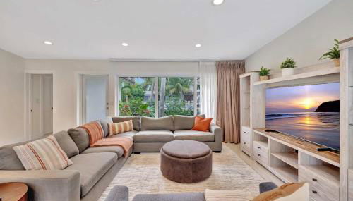 Waterfront Oasis w/ Enclosed Pool! - Foto 3