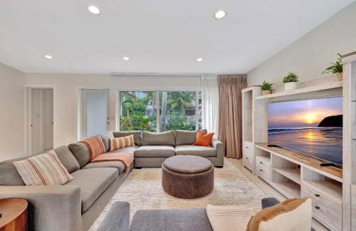 Waterfront Oasis w/ Enclosed Pool! - Foto 3