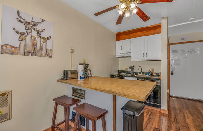 Cozy Corner Yosemite Studio Close to it All! - Foto 7