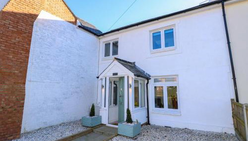 1 Star Cottages - Photo 2