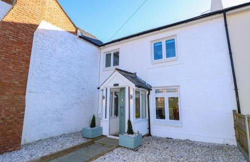 1 Star Cottages - Photo 2