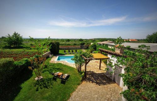 Beeindruckende Finca mit Privatpool, Meerblick, Babybett und besonderem Interieur - Foto 8