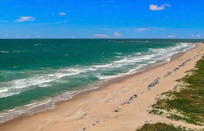 8BD Ft Pierce Beach Getaway - Great for Family Group - Photo 17