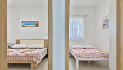 Apartments Mica - Photo 3