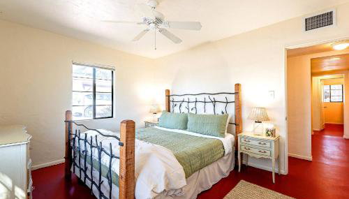 Hawthorne Manor | 3BD in Central Tucson w/ Patio - Foto 5, Other