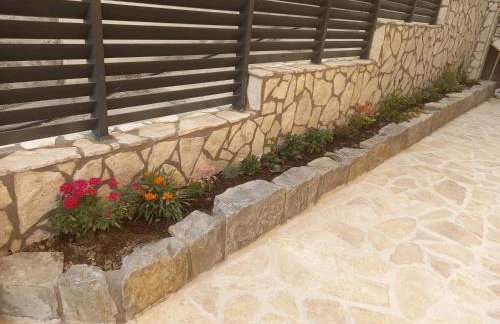 Apartment Gajo with swimming pool near Split - Photo 13