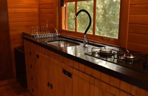 Casa na árvore com banheira, piscina, trilha, cavalo - Foto 8