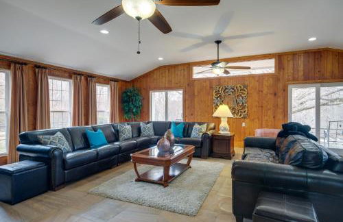 Nature Getaway with On-Site Trails, 17 Mi to DC! - Foto 3